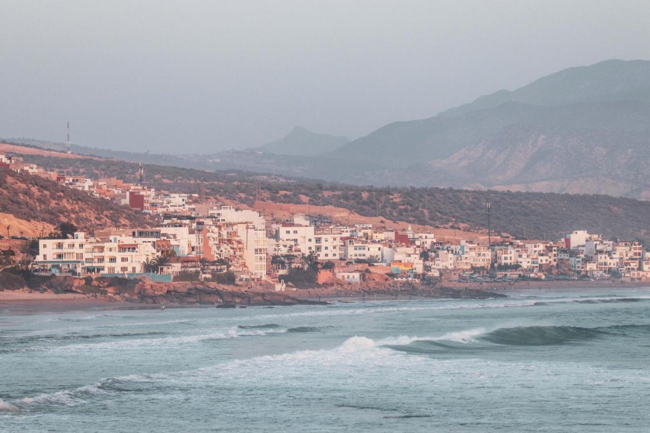לינה וארוחת בוקר Tamraght Sunshine Surf Morocco מראה חיצוני תמונה